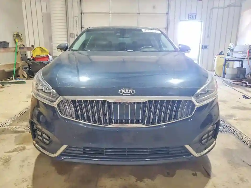 KNALC4J12H5066872 2017 KIA CADENZA-4