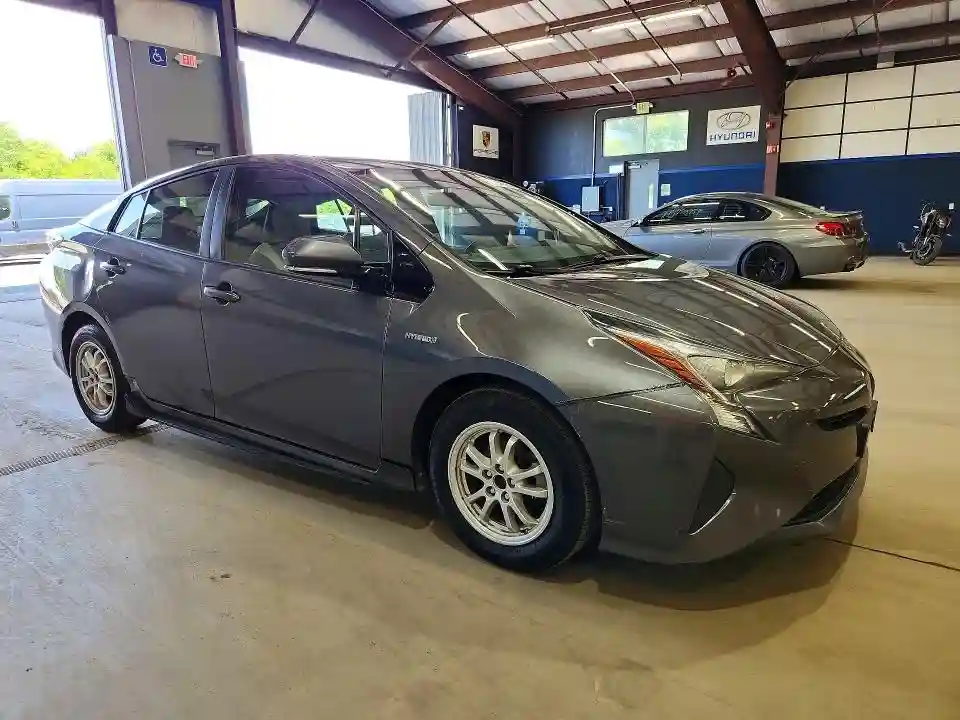 JTDKARFU3H3035677 2017 TOYOTA PRIUS-3