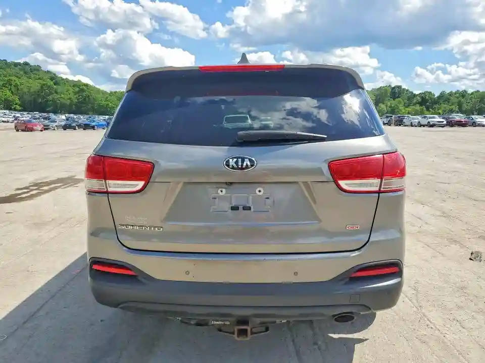 5XYPGDA31HG291981 2017 KIA SORENTO-5