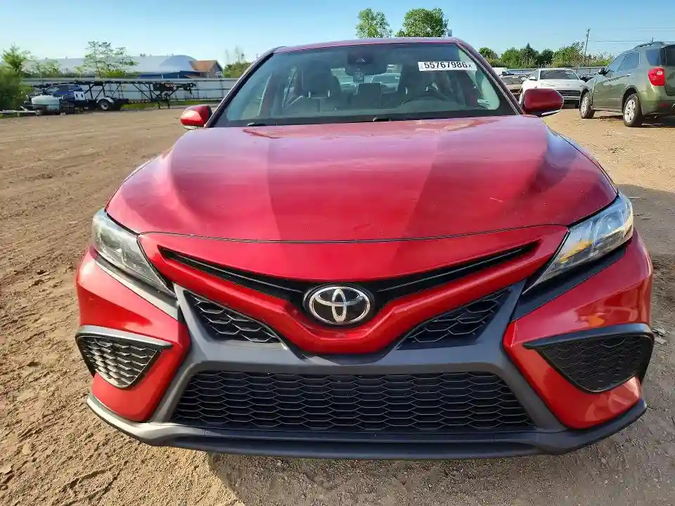 4T1T11AKXMU423047 2021 TOYOTA CAMRY-4