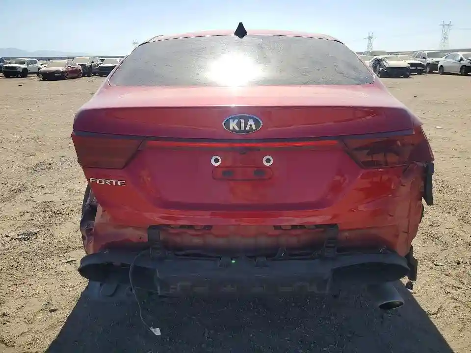 3KPF24AD0ME373016 2021 KIA FORTE LXS-5
