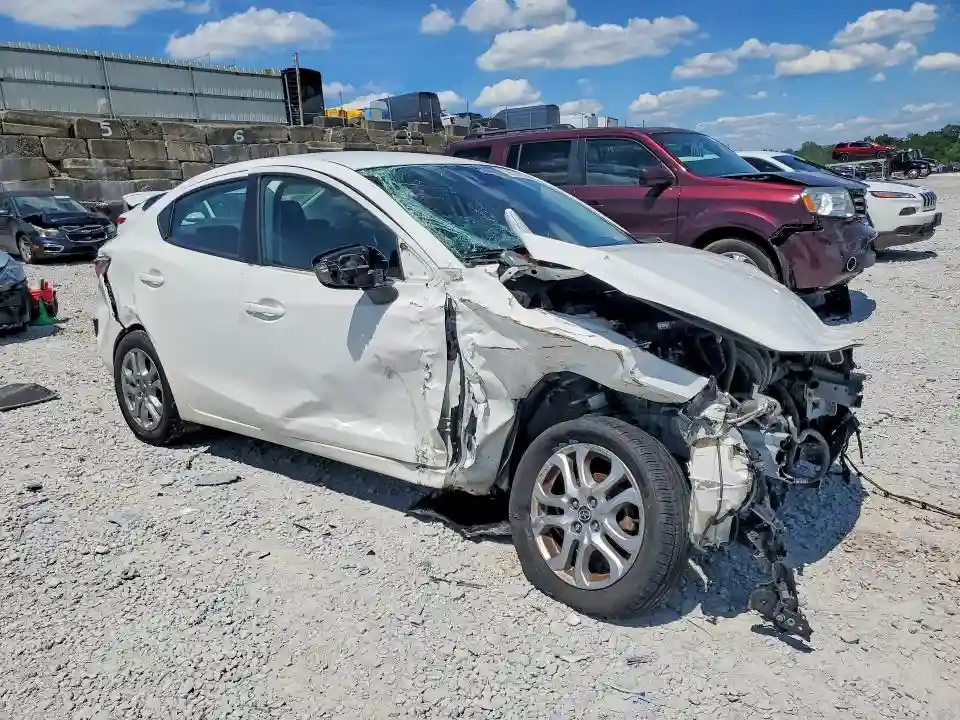 3MYDLBZV7GY119975 2016 SCION IA-3