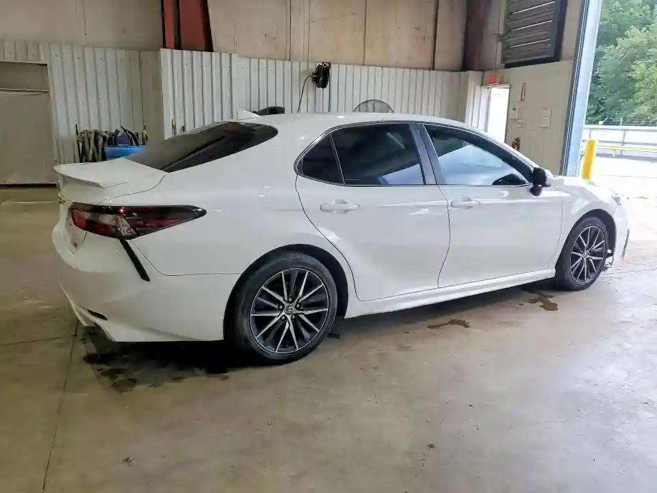 4T1G11AK2MU467531 2021 TOYOTA CAMRY-2