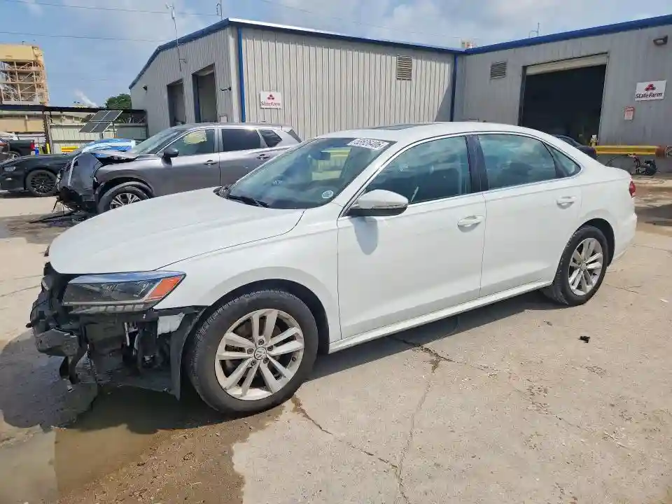 1VWWA7A3XLC005957 2020 VOLKSWAGEN PASSAT-0