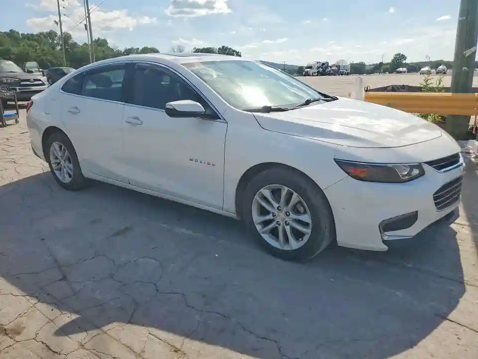 1G1ZD5ST2JF143300 2018 CHEVROLET MALIBU-3