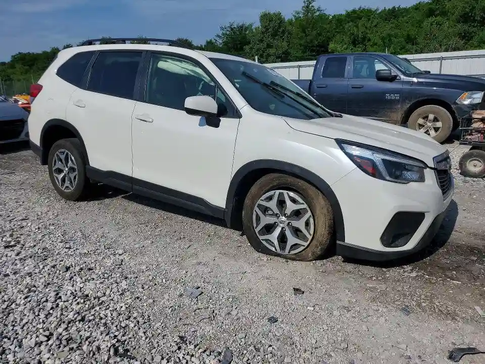 JF2SKAFC1MH566915 2021 SUBARU FORESTER-3