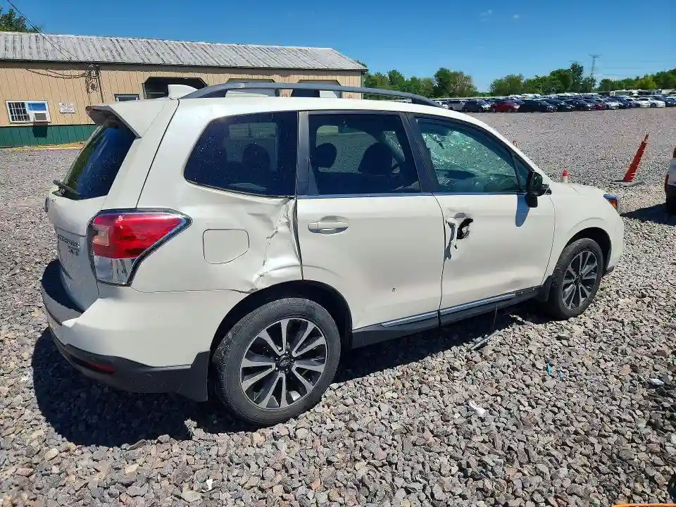 JF2SJGWC7HH540508 2017 SUBARU FORESTER-2