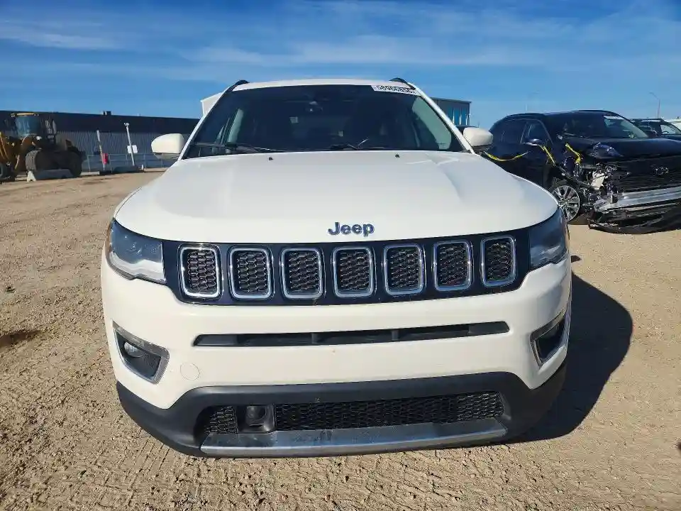 3C4NJDCB4JT117768 2018 JEEP COMPASS-4
