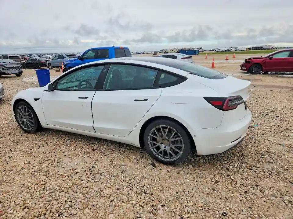 5YJ3E1EA5MF854821 2021 TESLA MODEL 3-1