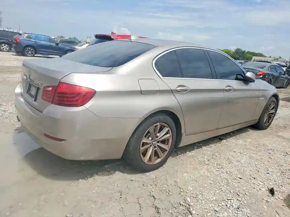 WBA5A5C53FD522014 2015 BMW 5 SERIES-2