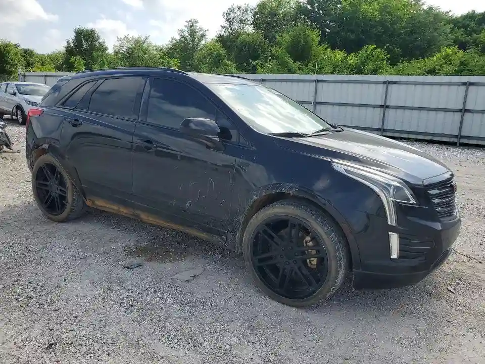 1GYKNCRS8JZ223149 2018 CADILLAC XT5-3