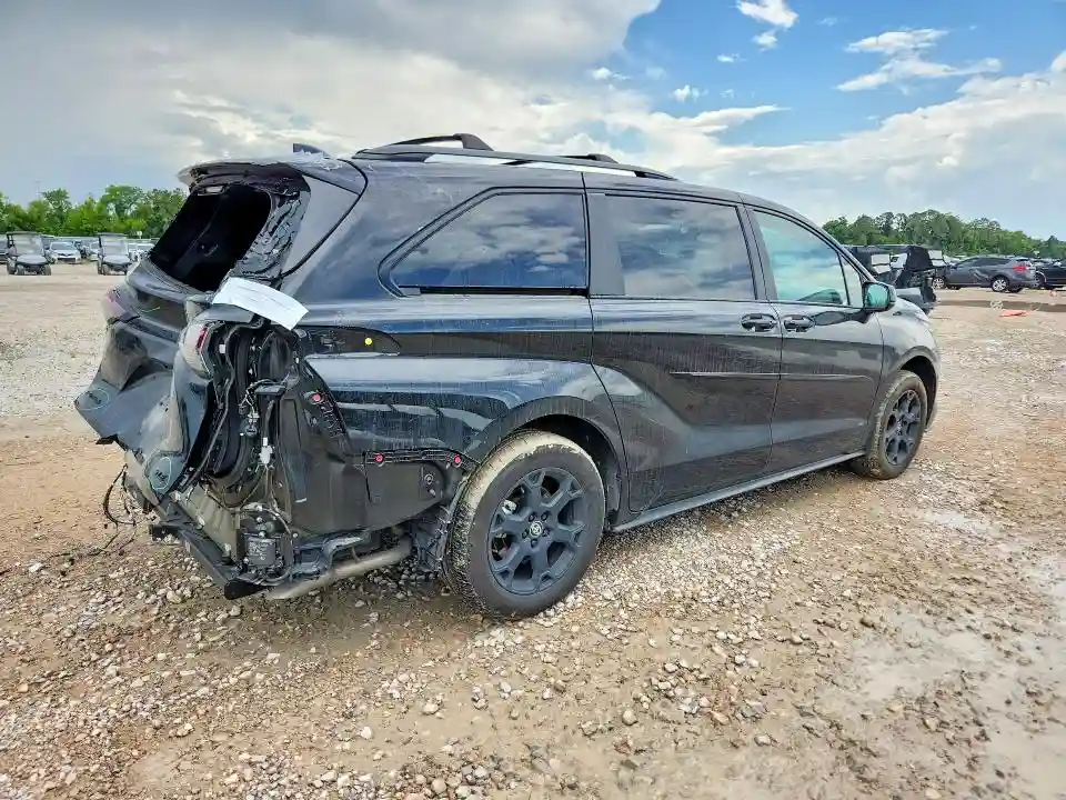 5TDCSKFC0SS214605 2025 TOYOTA SIENNA WOO-2
