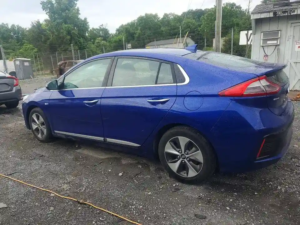 KMHC05LH7KU044564 2019 HYUNDAI IONIQ-1