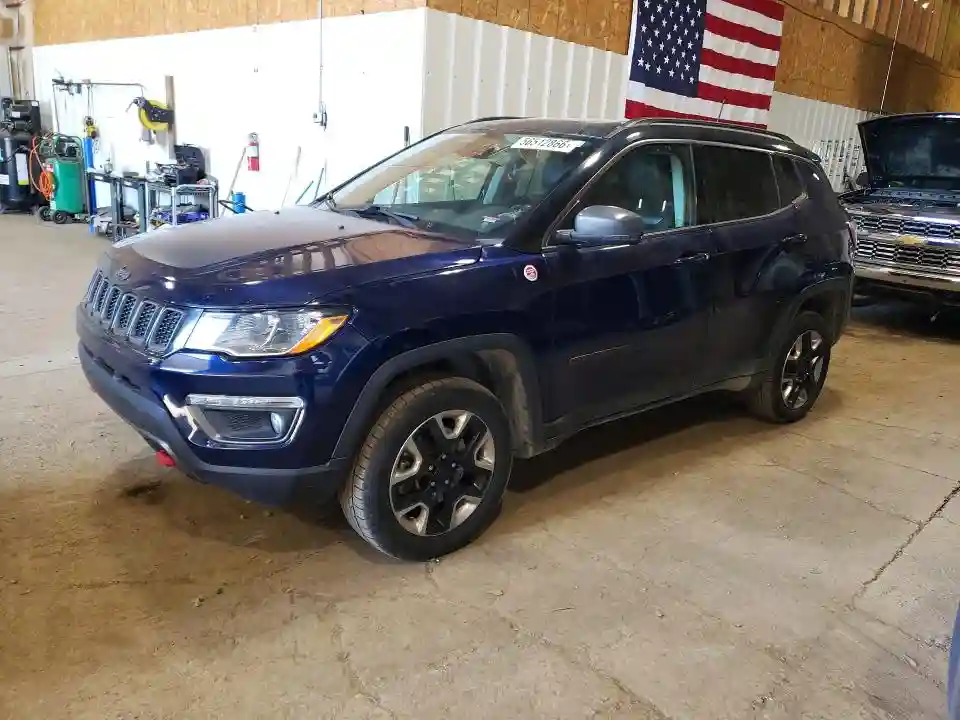 3C4NJDDB8HT667984 2017 JEEP COMPASS-0