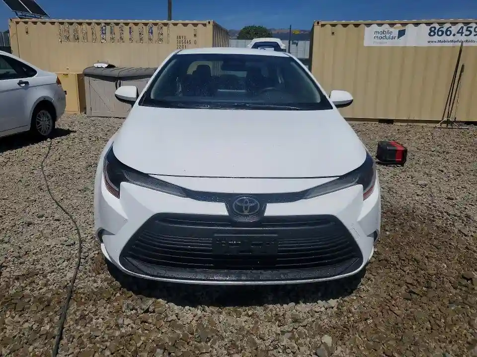 JTDB4MEE9PJ000639 2023 TOYOTA COROLLA-4