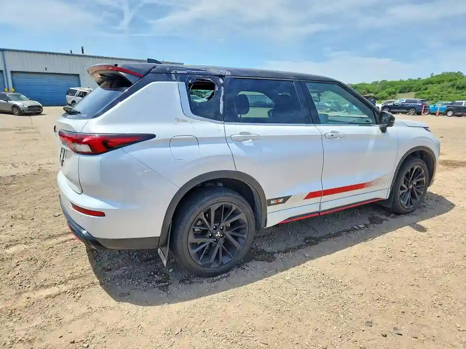 JA4J4UA80PZ048845 2023 MITSUBISHI OUTLANDER-2