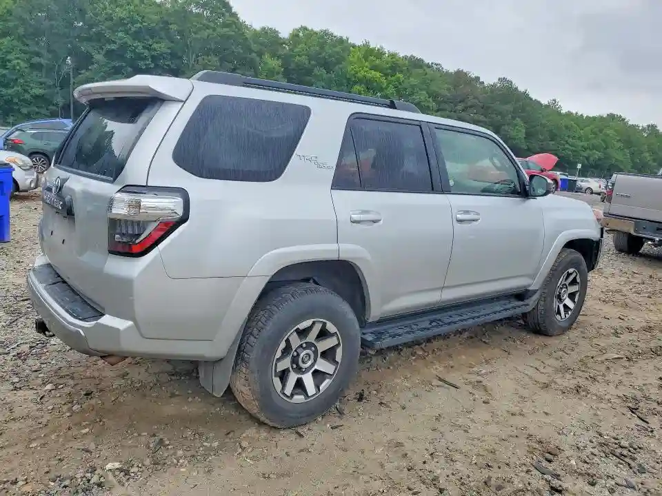 JTEPU5JR8M5919827 2021 TOYOTA 4RUNNER-2