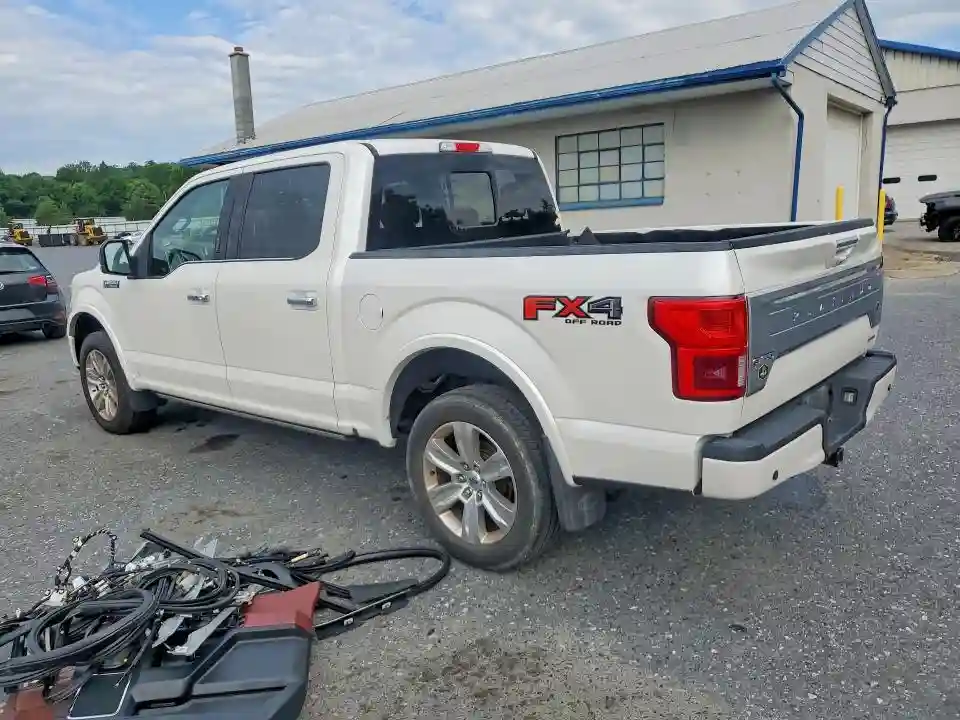1FTEW1EG3JFC72413 2018 FORD F150-1