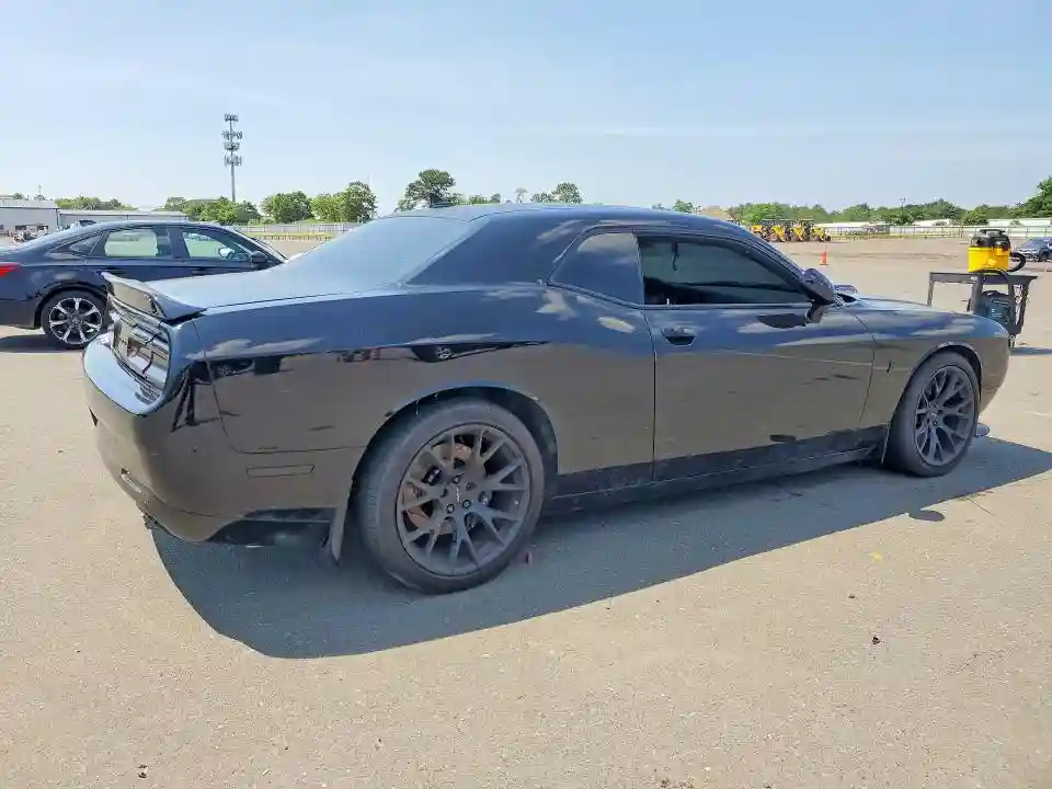 2C3CDZFJ6GH199460 2016 DODGE CHALLENGER-2