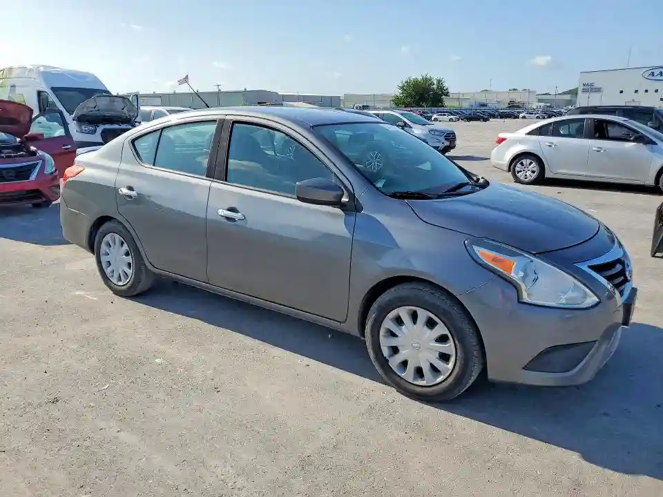 3N1CN7AP6KL853160 2019 NISSAN VERSA-3