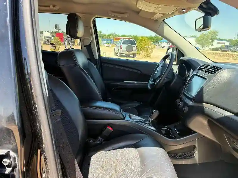 3C4PDDGG4HT553469 2017 DODGE JOURNEY-4