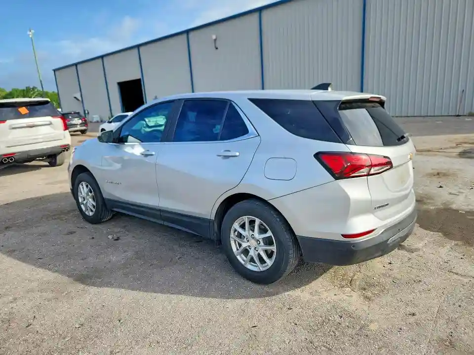 2GNAXTEV3N6107765 2022 CHEVROLET EQUINOX-1