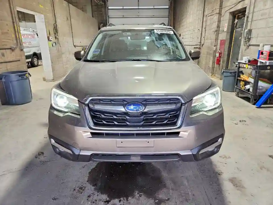 JF2SJAWC5JH591850 2018 SUBARU FORESTER-4