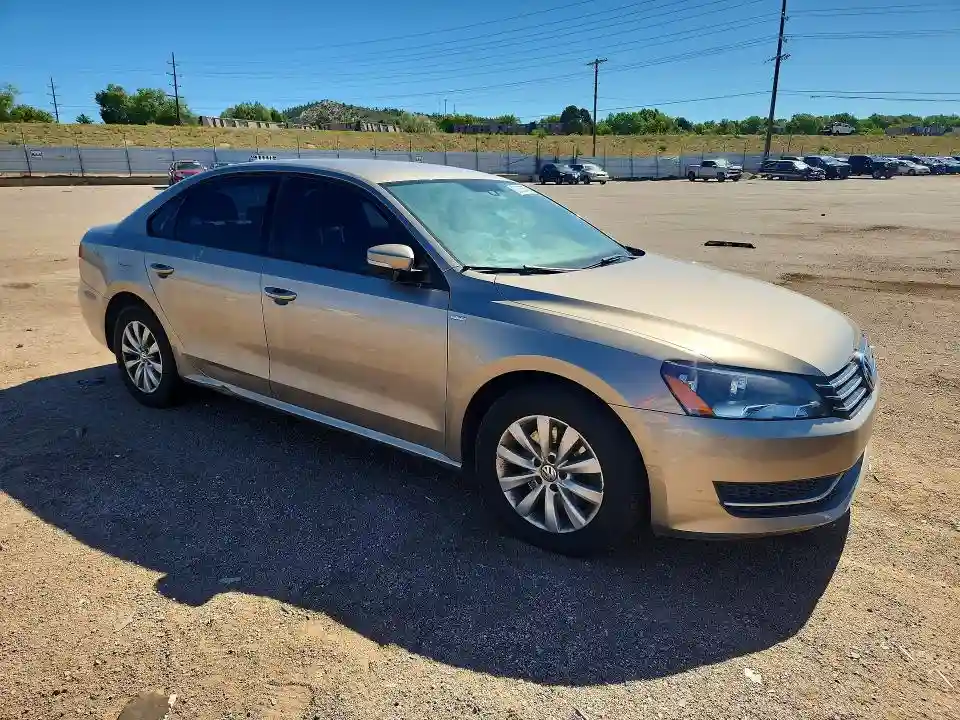 1VWAT7A35FC015448 2015 VOLKSWAGEN PASSAT-3