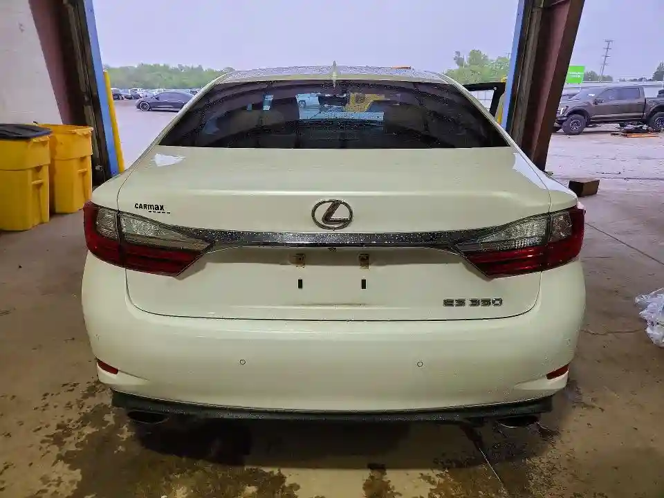 58ABK1GG4GU026958 2016 LEXUS ES-5
