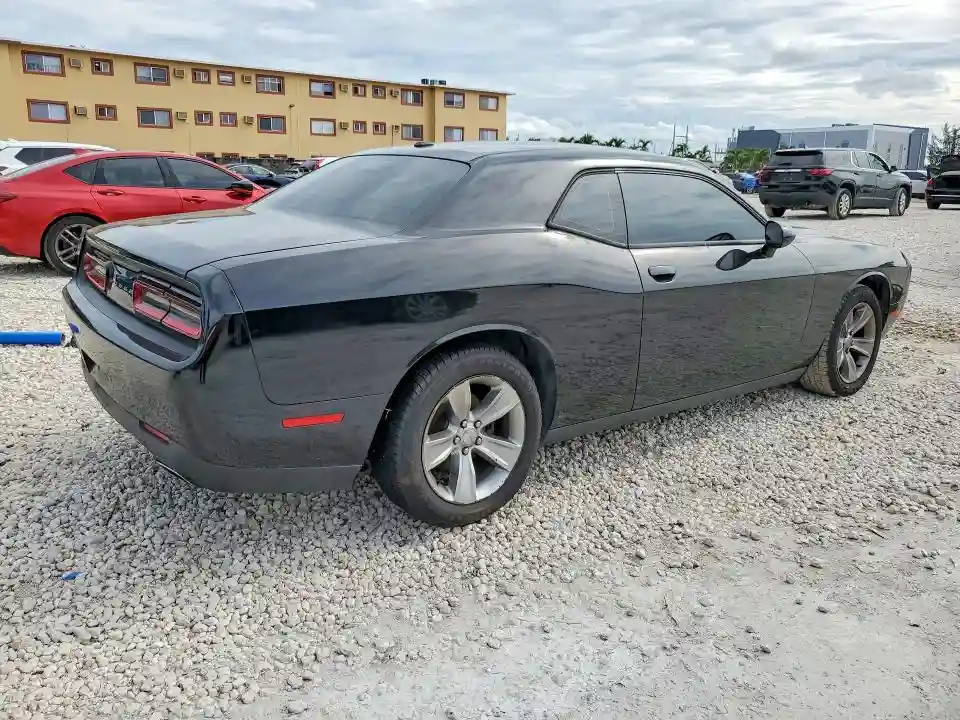 2C3CDZAG1HH561207 2017 DODGE CHALLENGER-2