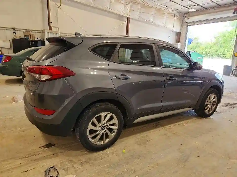 KM8J3CA49JU681828 2018 HYUNDAI TUCSON-2