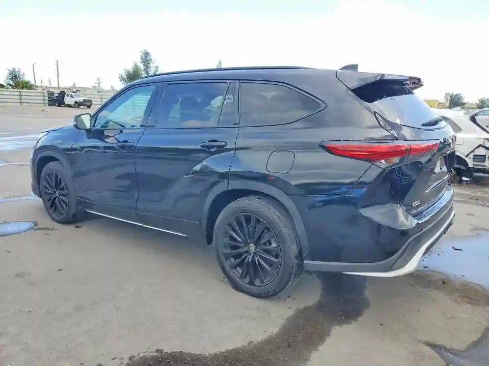 5TDKDRAH0PS025137 2023 TOYOTA HIGHLANDER-1