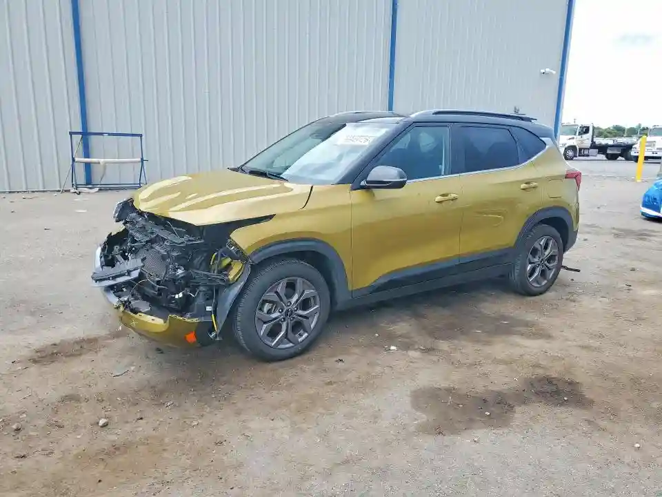 KNDEU2AA8R7577697 2024 KIA SELTOS-0