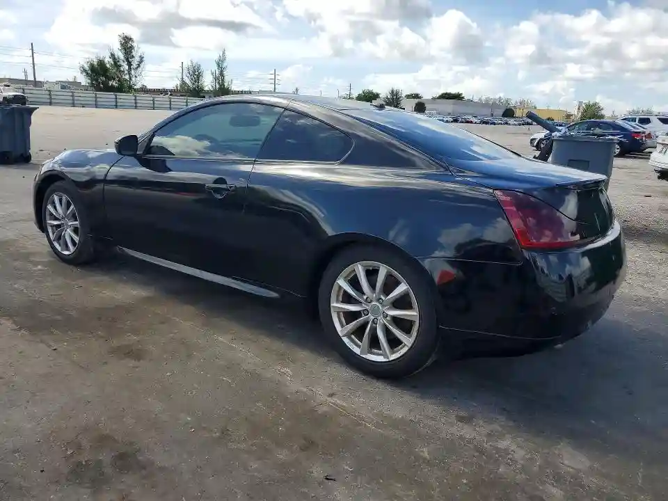 JN1CV6EK9FM870684 2015 INFINITI Q60-1