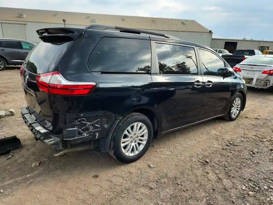 5TDYK3DC1FS580254 2015 TOYOTA SIENNA-2