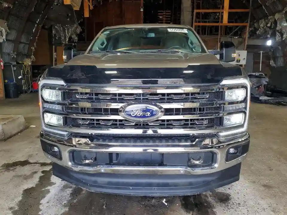 1FT8W2BT1PEC18708 2023 FORD F250-4