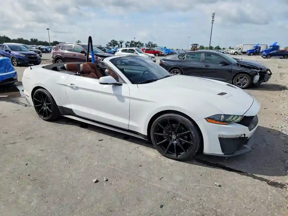 1FATP8UHXL5112812 2020 FORD MUSTANG-3