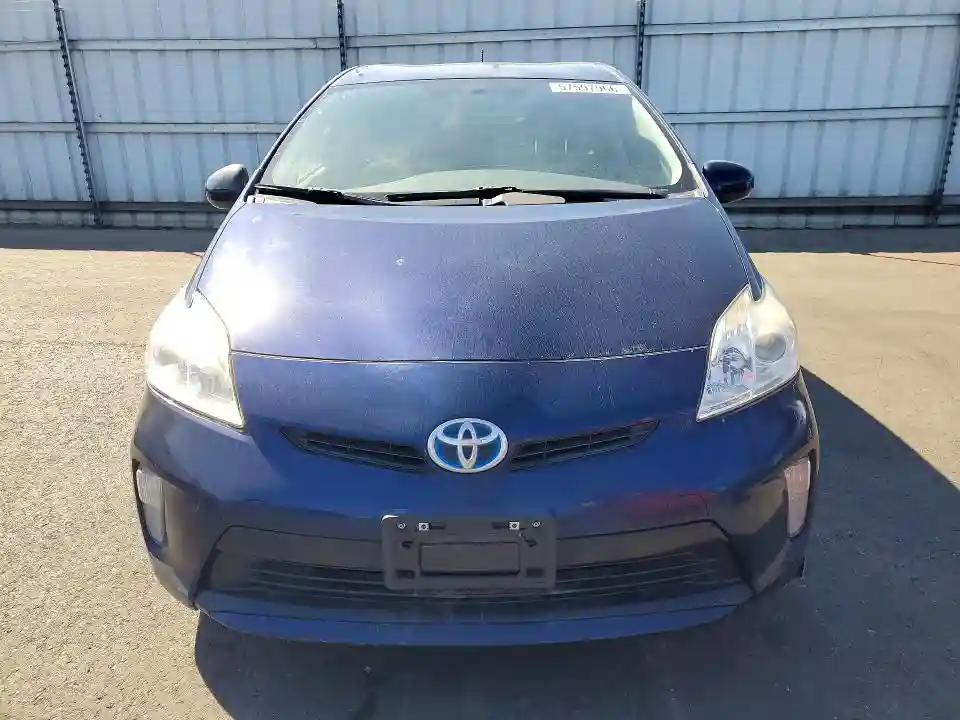 JTDKN3DU1F0458454 2015 TOYOTA PRIUS-4