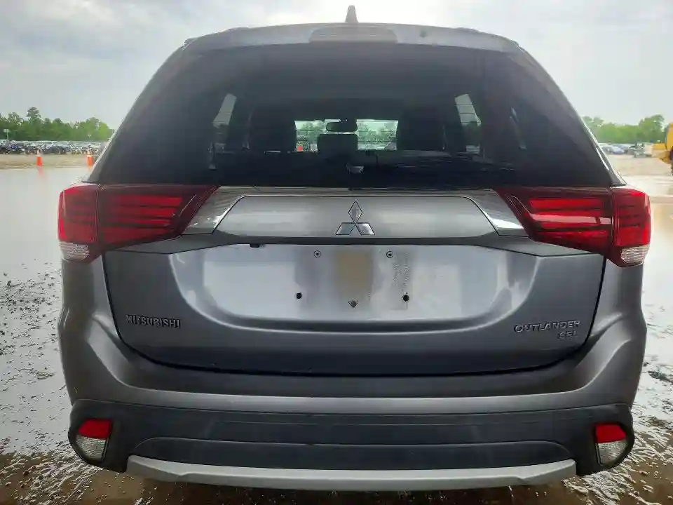 JA4AD3A38HZ035549 2017 MITSUBISHI OUTLANDER-5