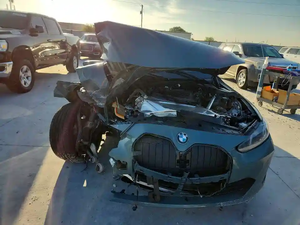 WBA23FB07SFV14585 2025 BMW 4 SERIES-4