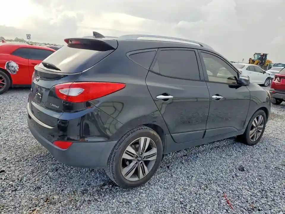 KM8JU3AG5FU055952 2015 HYUNDAI TUCSON-2