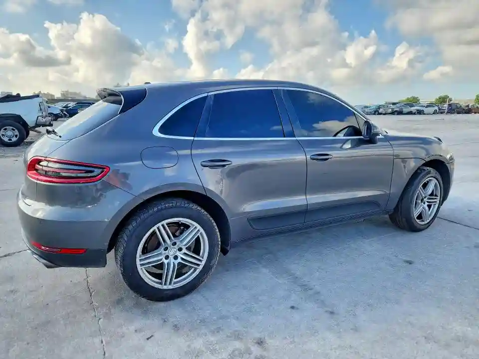 WP1AB2A5XGLB47521 2016 PORSCHE MACAN-2