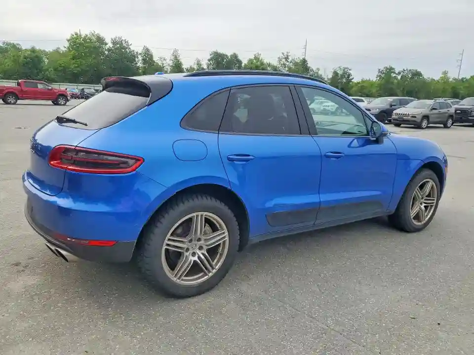 WP1AB2A58GLB59103 2016 PORSCHE MACAN-2