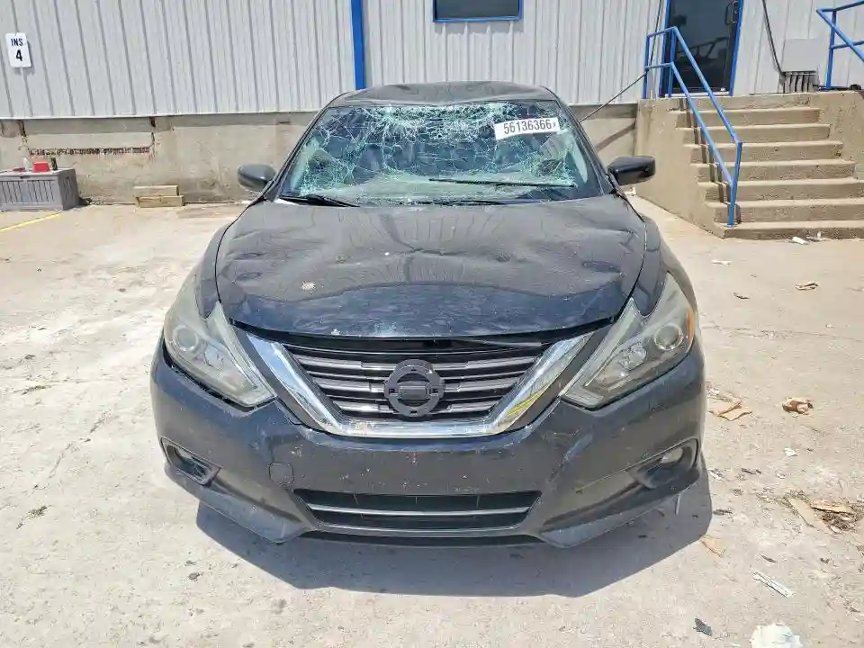 1N4AL3AP8HC168770 2017 NISSAN ALTIMA SED-4