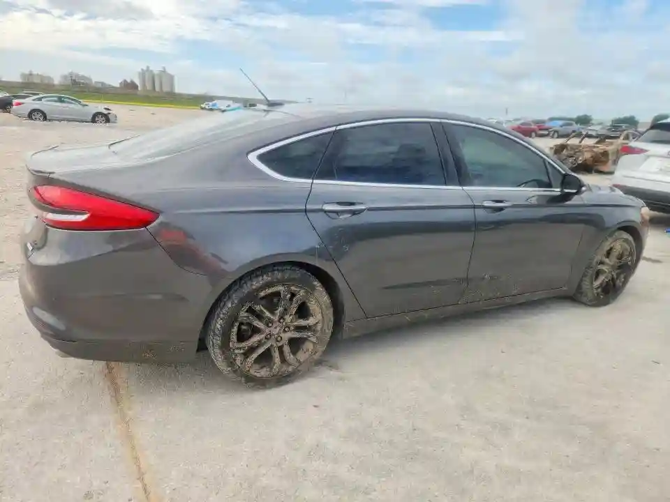 3FA6P0HD1HR371831 2017 FORD FUSION-2