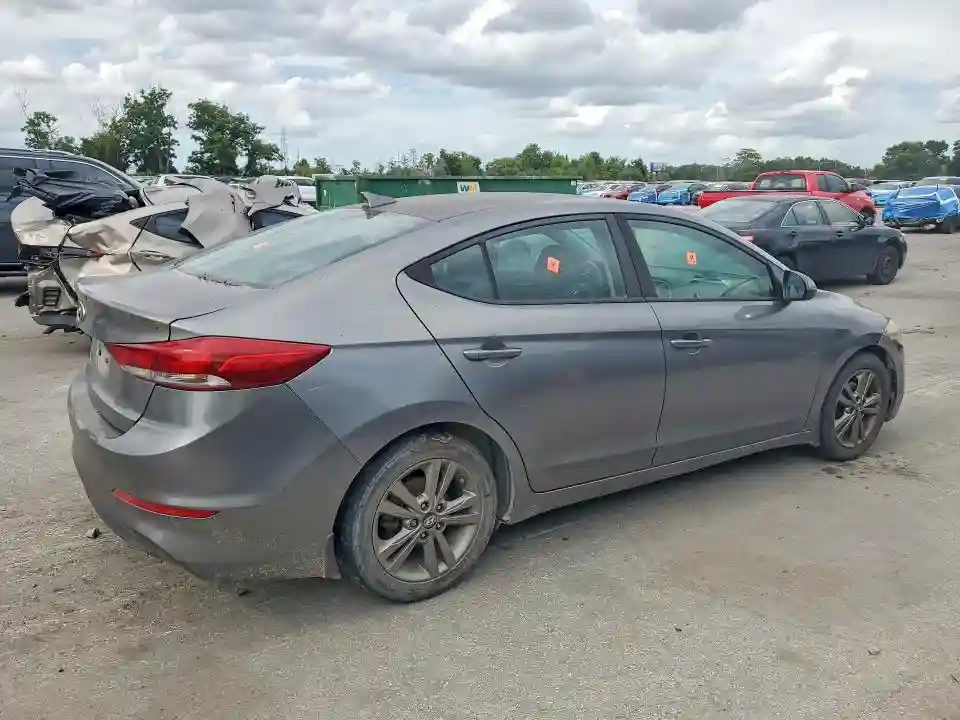 5NPD84LF2JH312505 2018 HYUNDAI ELANTRA-2