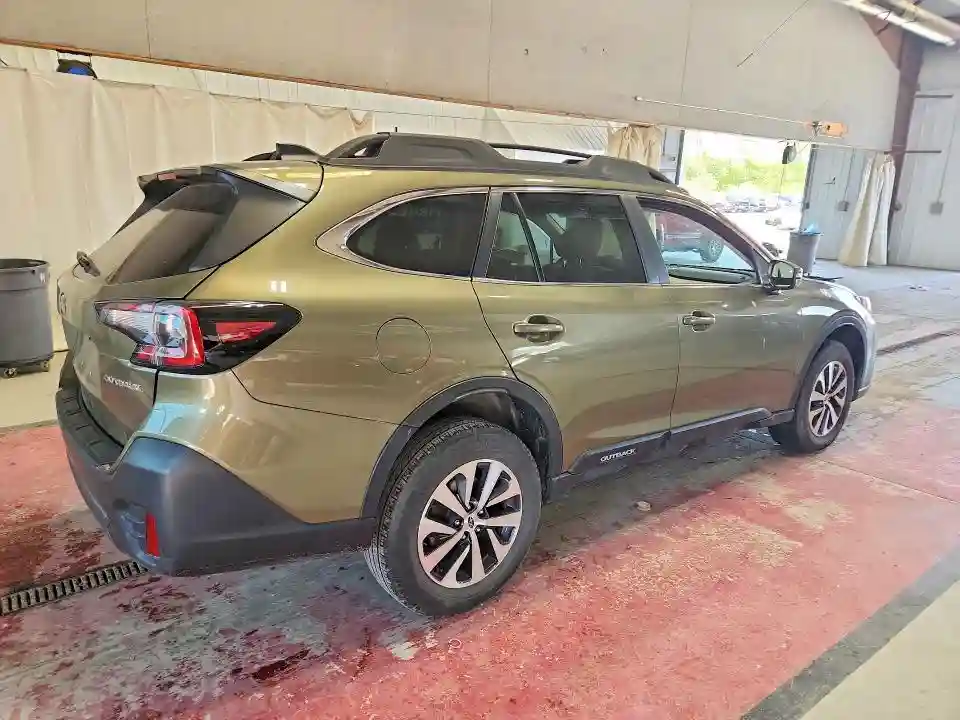 4S4BTACC8M3111813 2021 SUBARU OUTBACK-2