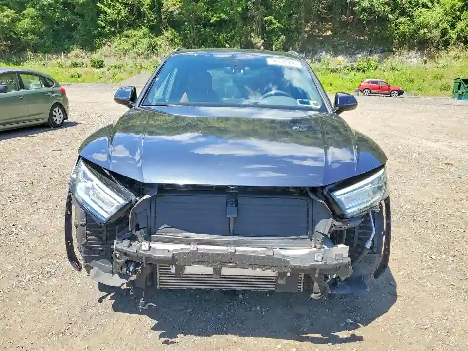 WA1ANAFY0L2106864 2020 AUDI Q5-4