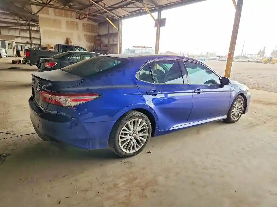 4T1B21HK8JU507569 2018 TOYOTA CAMRY SOLA-2