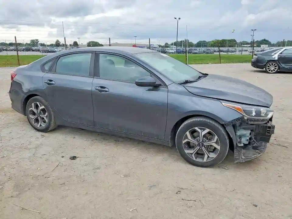 3KPF24AD5KE076305 2019 KIA FORTE LXS-3
